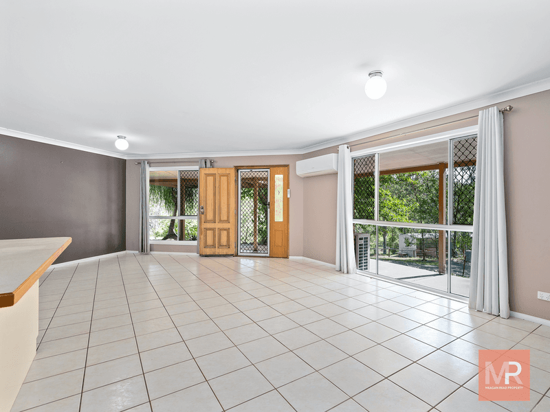 148 Randwick Drive, MUNDOOLUN, QLD 4285