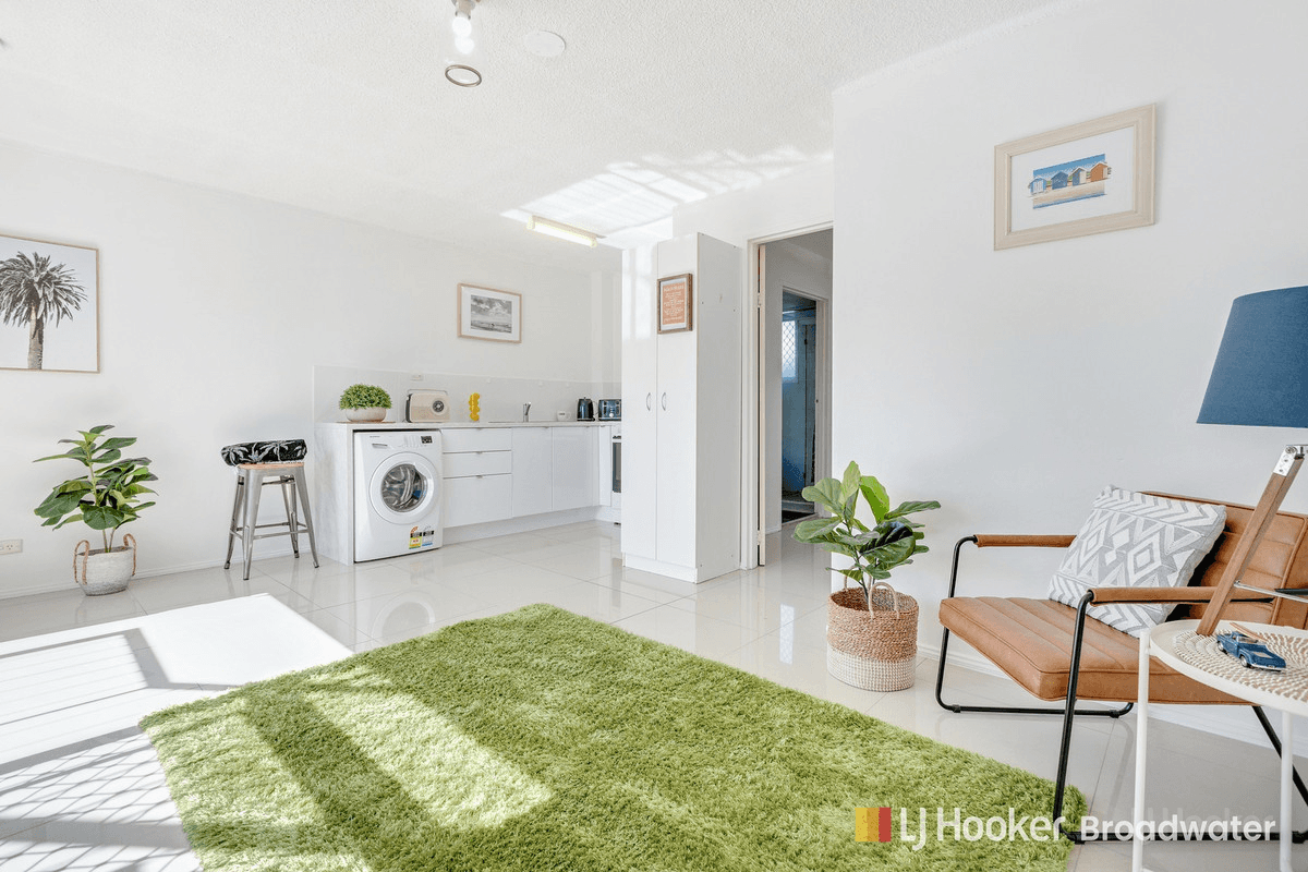 1/43 Back Street, BIGGERA WATERS, QLD 4216