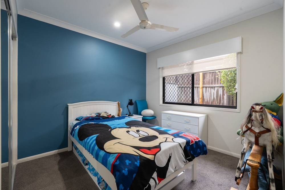 1 Hillary Drive, Warner, QLD 4500