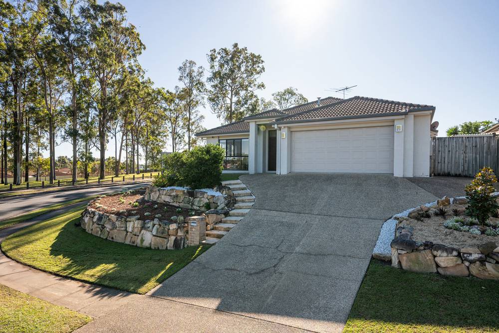1 Hillary Drive, Warner, QLD 4500