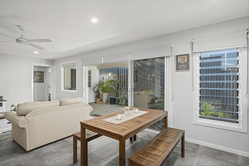 4/6 Lalaguli Drive, TOORMINA, NSW 2452