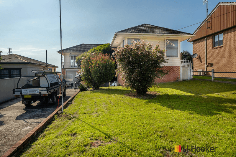 25 Bavarde Avenue, BATEMANS BAY, NSW 2536