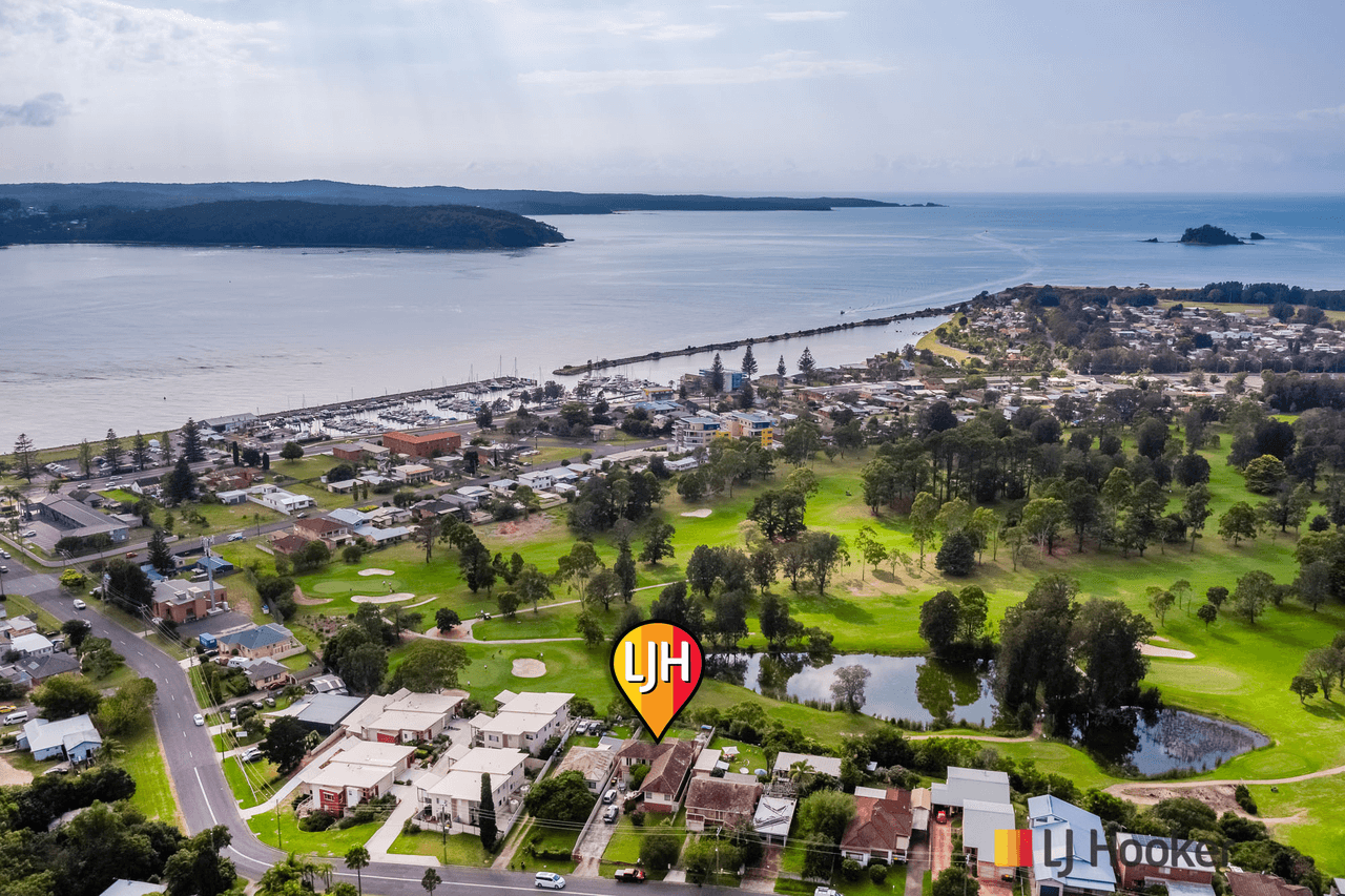 25 Bavarde Avenue, BATEMANS BAY, NSW 2536