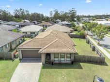 34 Rush Drive, AUGUSTINE HEIGHTS, QLD 4300