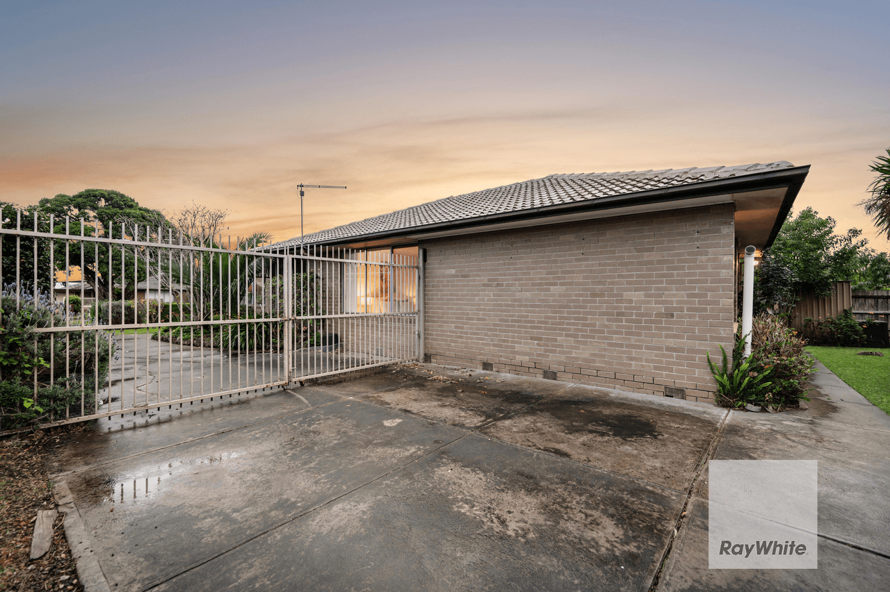 16 Wolverton Drive, GLADSTONE PARK, VIC 3043