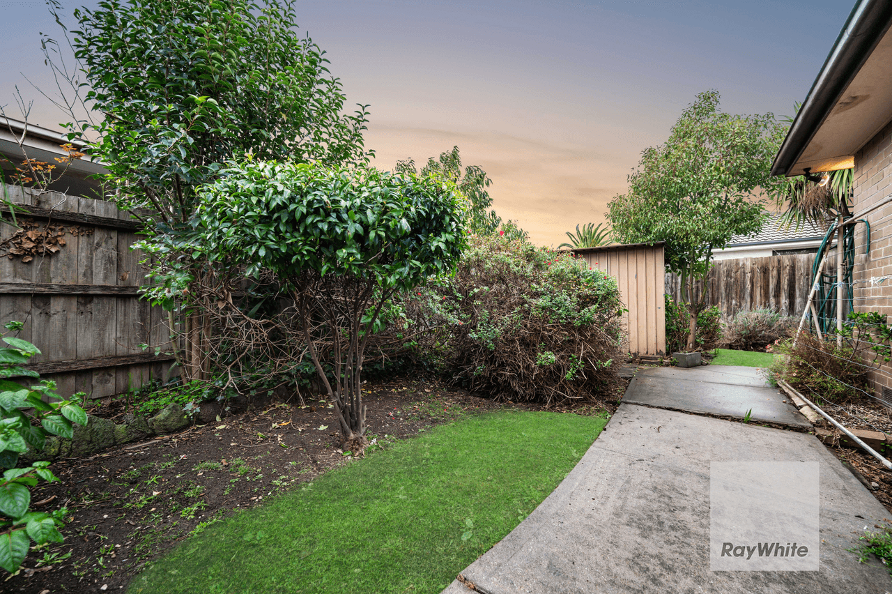 16 Wolverton Drive, GLADSTONE PARK, VIC 3043