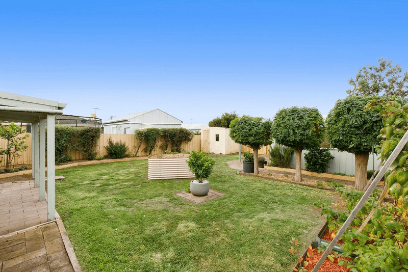 10 Pavo Street, Belmont, VIC 3216