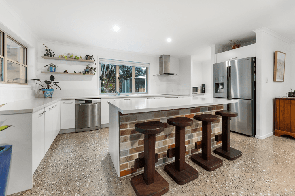 6 Einsleigh Court, Beerwah, QLD 4519