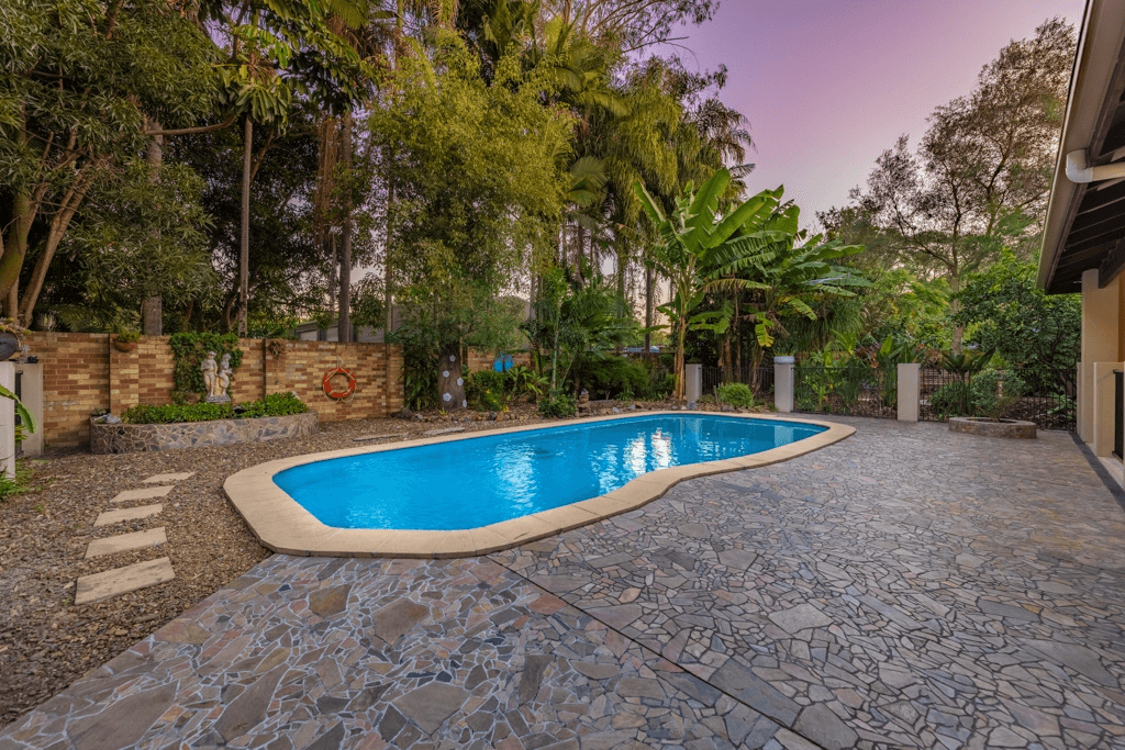6 Einsleigh Court, Beerwah, QLD 4519