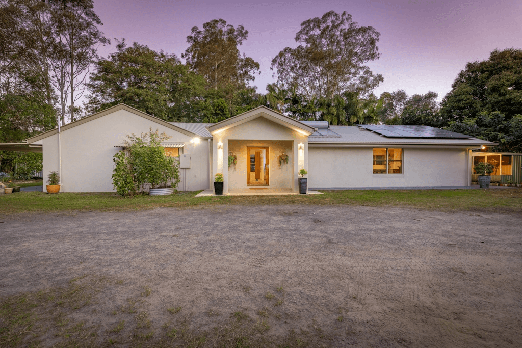 6 Einsleigh Court, Beerwah, QLD 4519