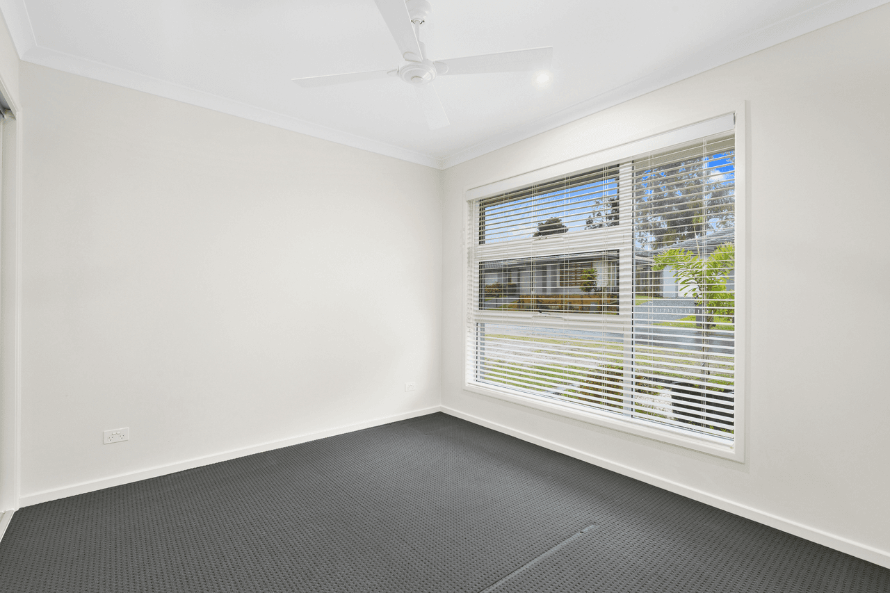 2 Adele Close, MORAYFIELD, QLD 4506