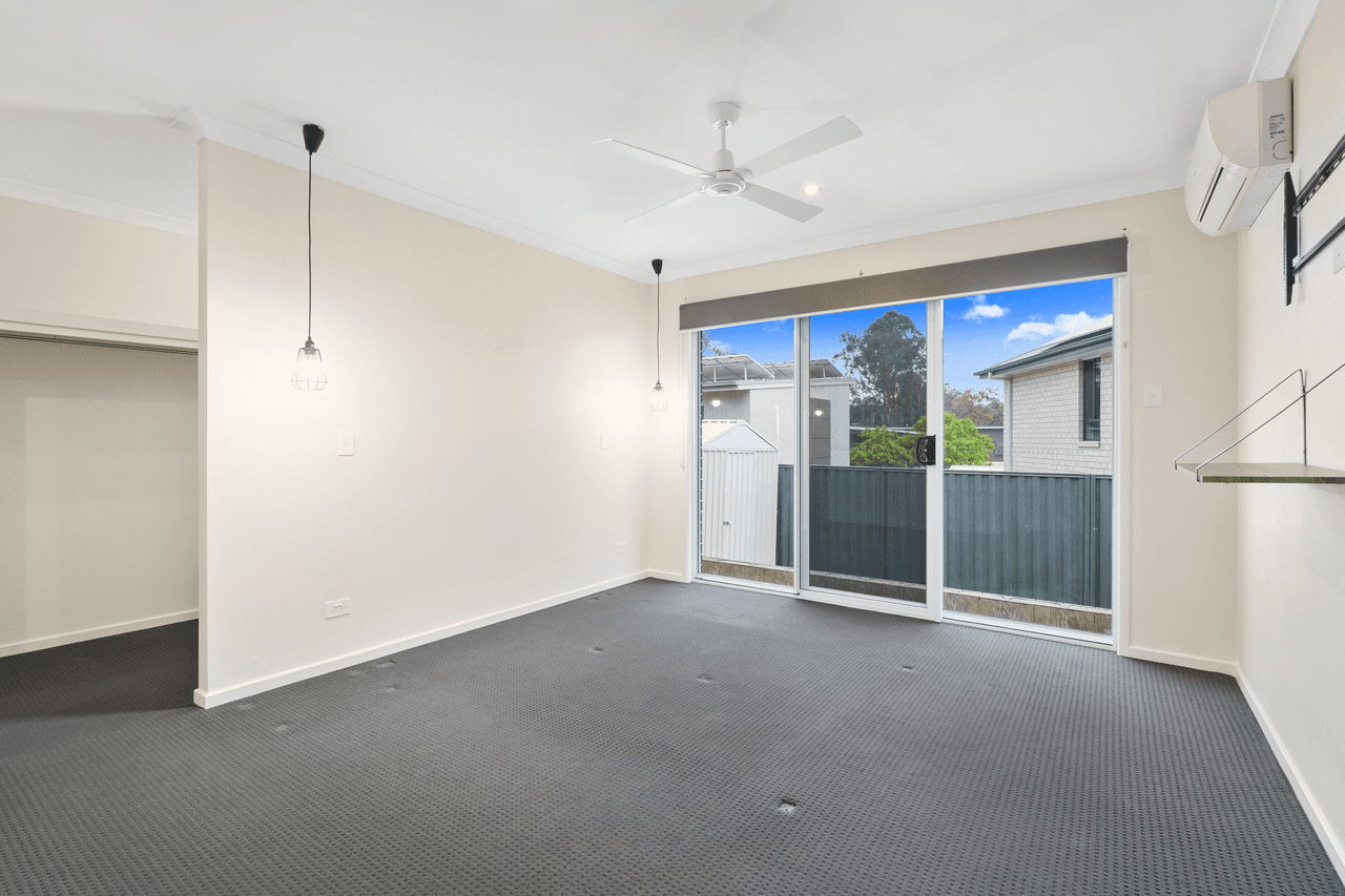 2 Adele Close, MORAYFIELD, QLD 4506