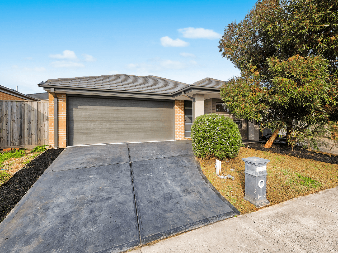 17 Melville Road, OFFICER, VIC 3809