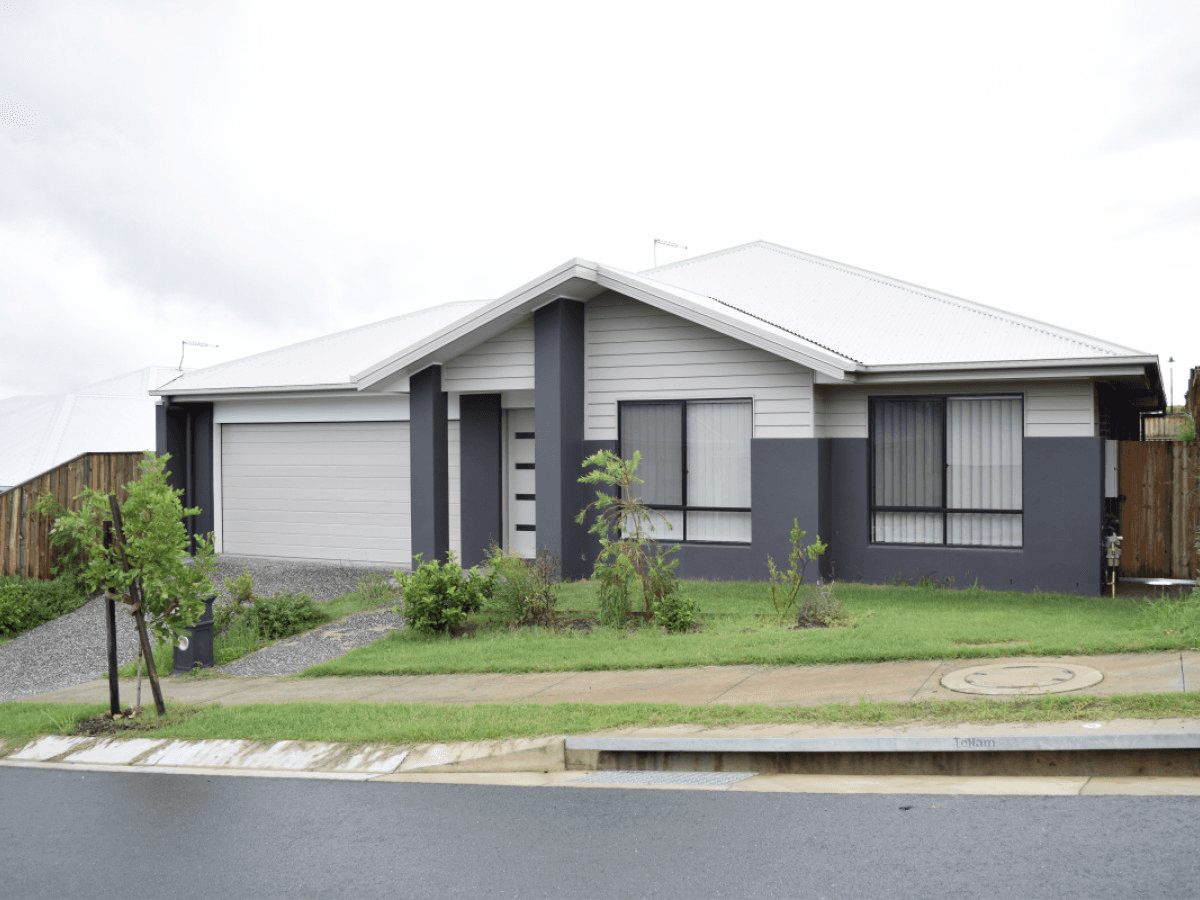 16 Wyperfeld Crescent, South Ripley, QLD 4306