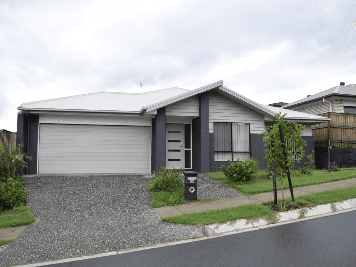 16 Wyperfeld Crescent, South Ripley, QLD 4306