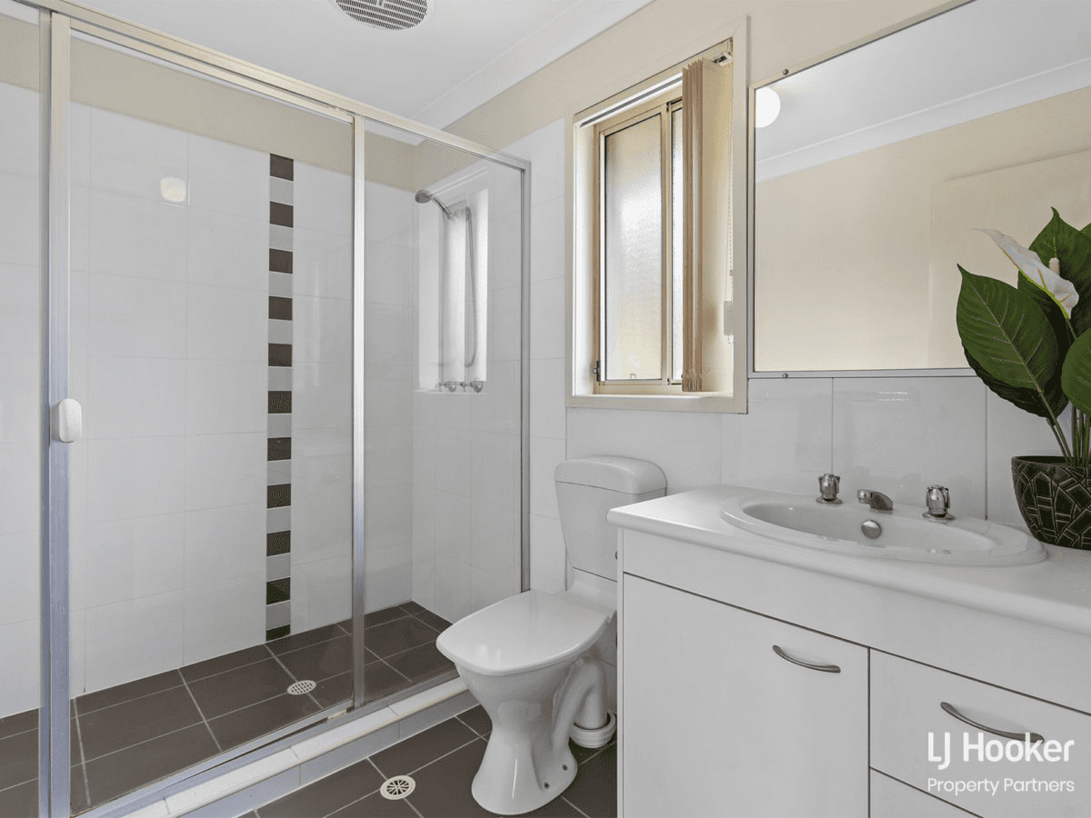 39 Earnshaw Street, CALAMVALE, QLD 4116