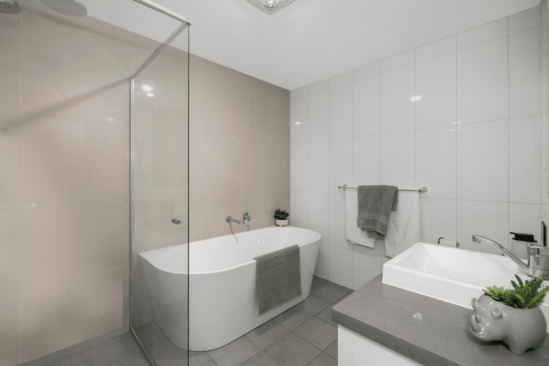 60-60A Tamboura Avenue, Baulkham Hills, NSW 2153
