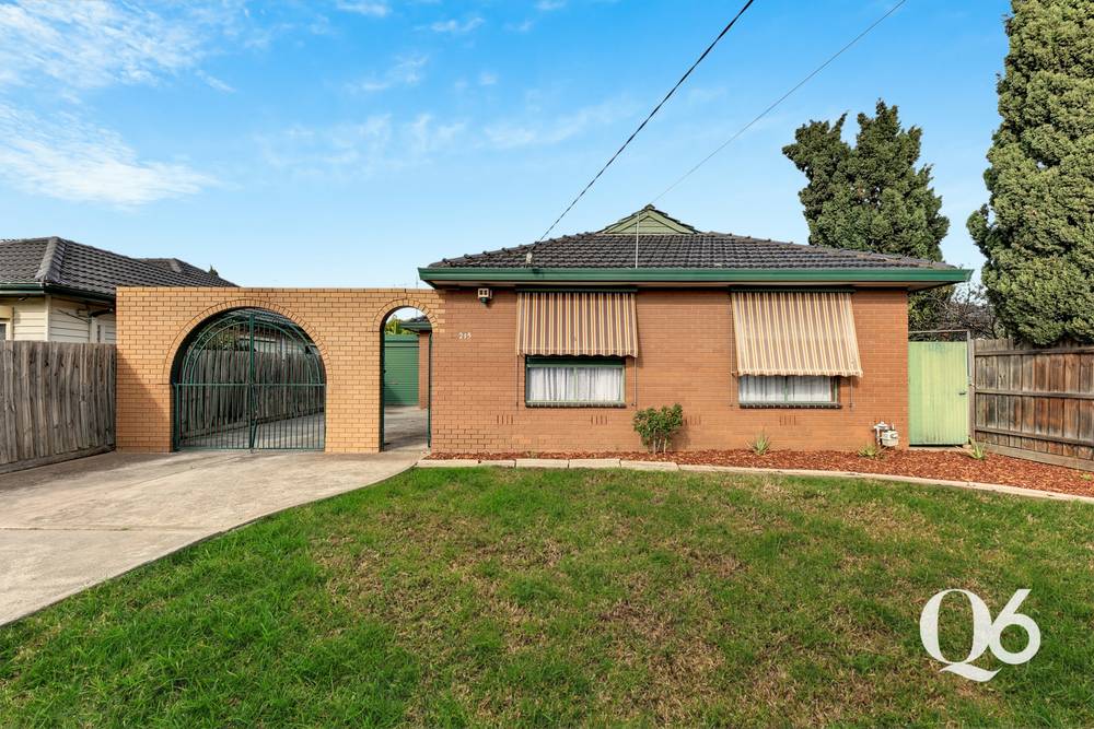215 Glengala Road, Sunshine West, VIC 3020
