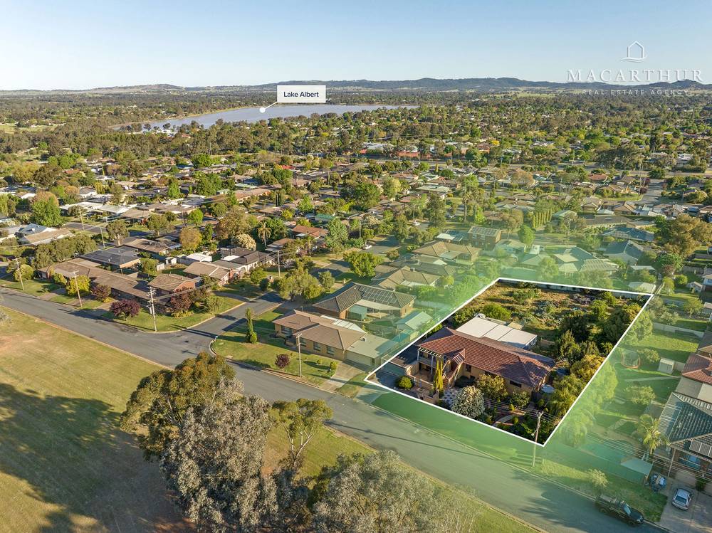 4 Canna Street, Kooringal, NSW 2650