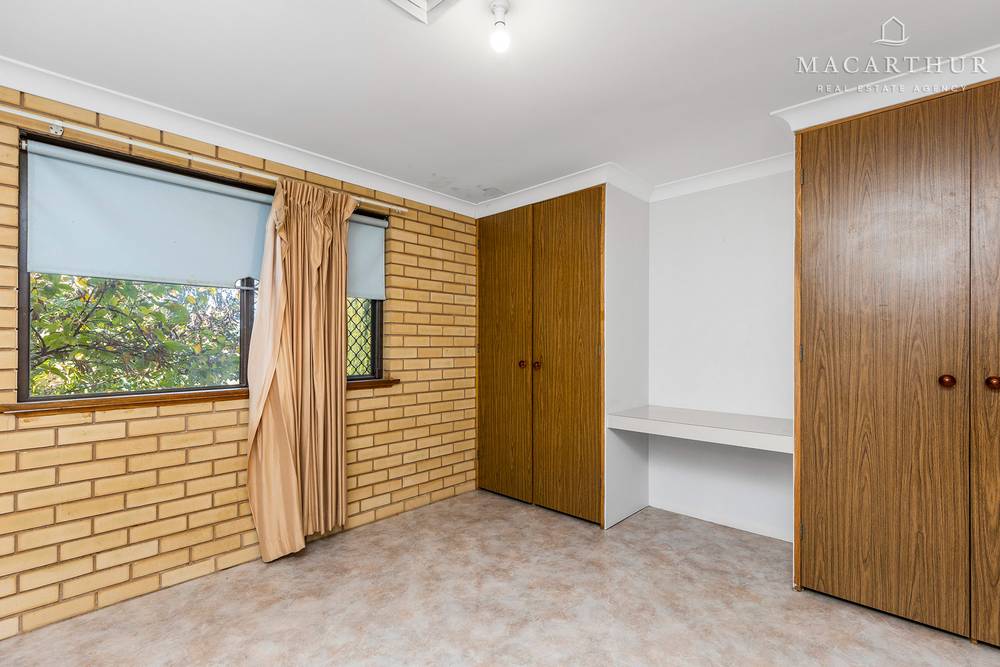 4 Canna Street, Kooringal, NSW 2650