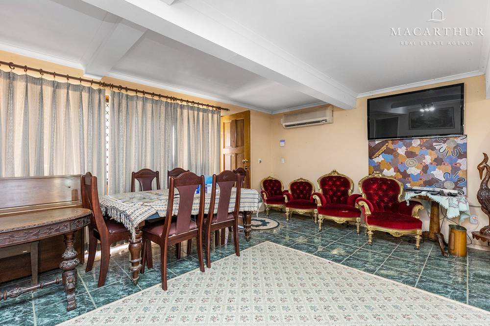 4 Canna Street, Kooringal, NSW 2650