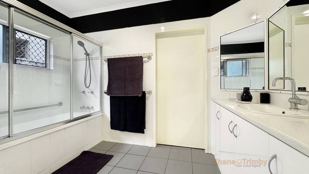 67 Bathurst Drive, Bentley Park, QLD 4869