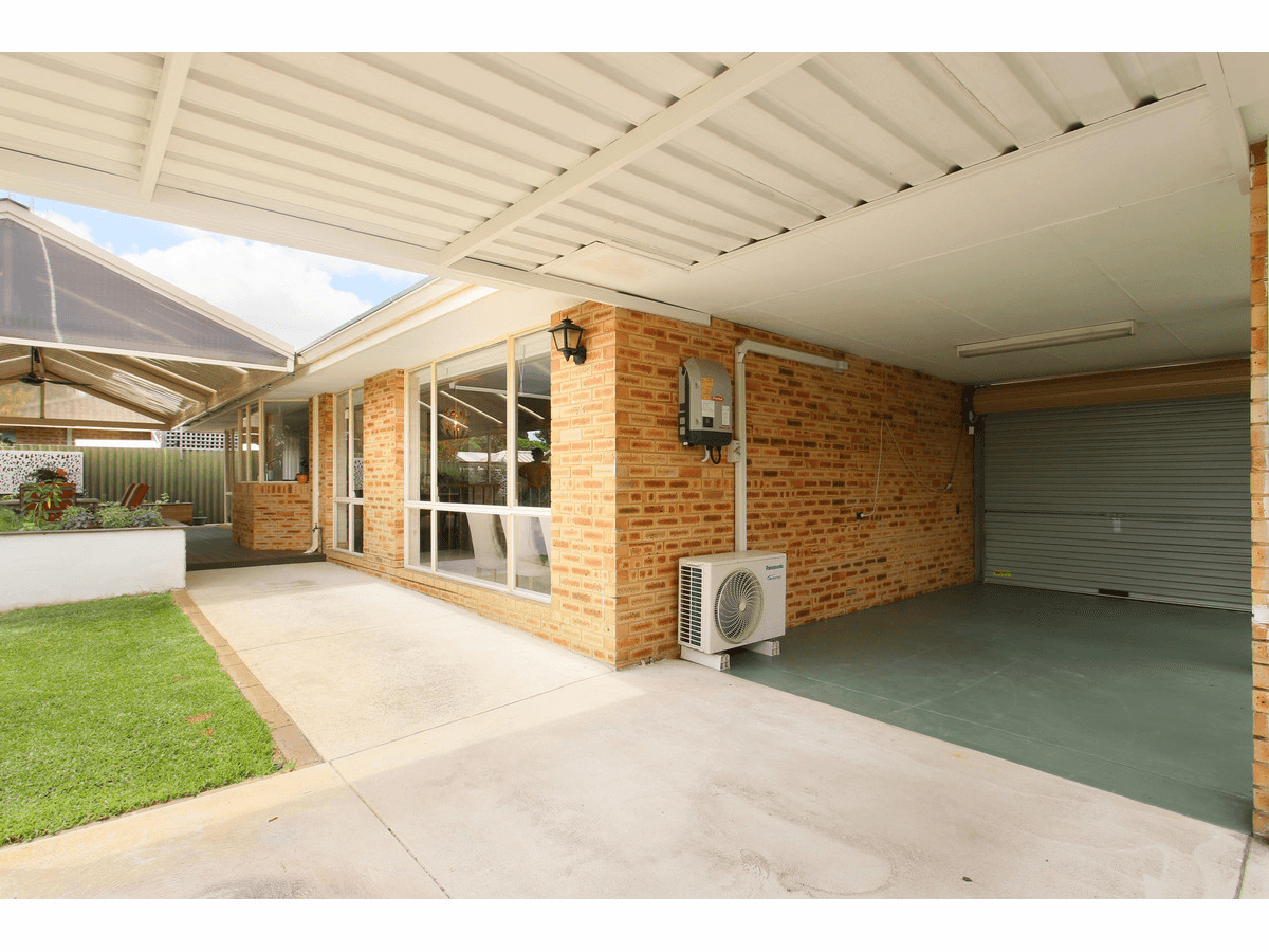 51 Hawford Way, Willetton, WA 6155