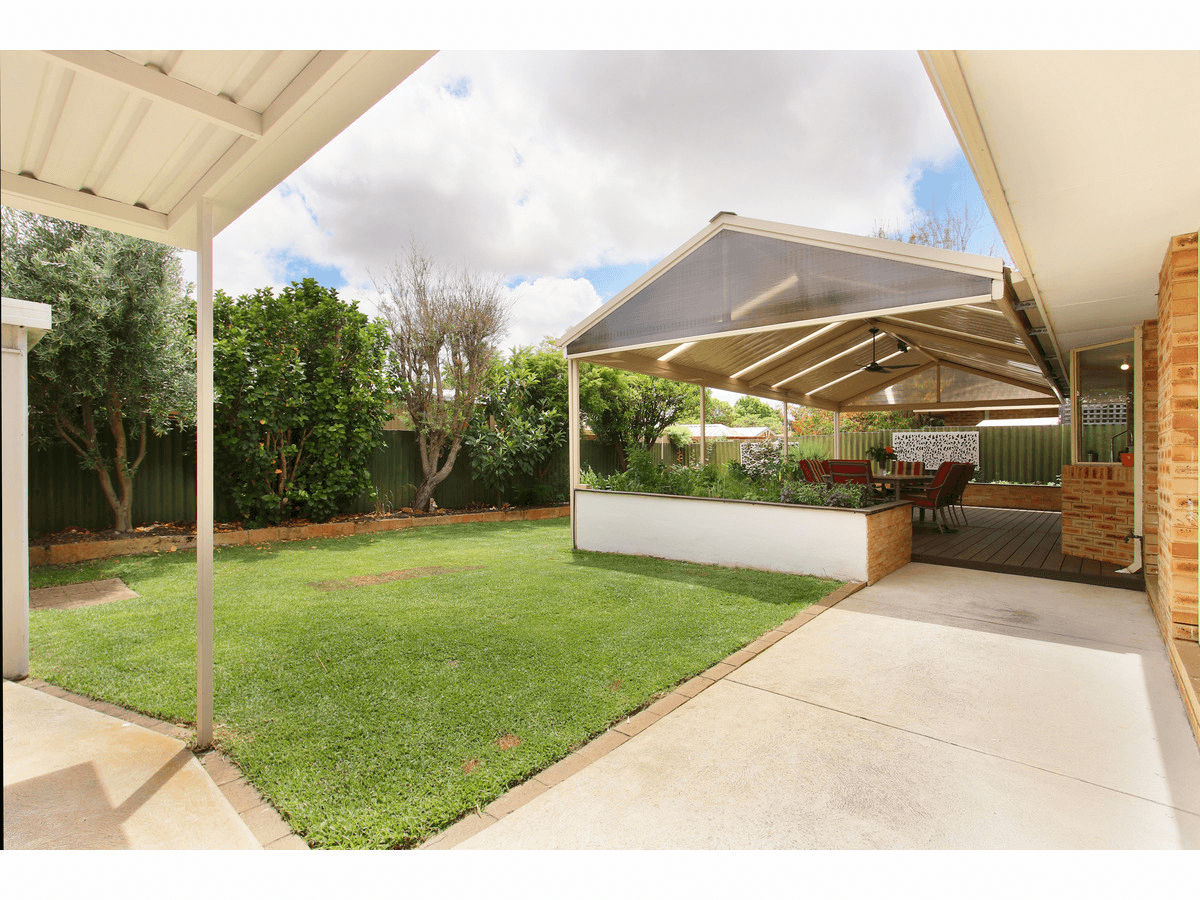 51 Hawford Way, Willetton, WA 6155