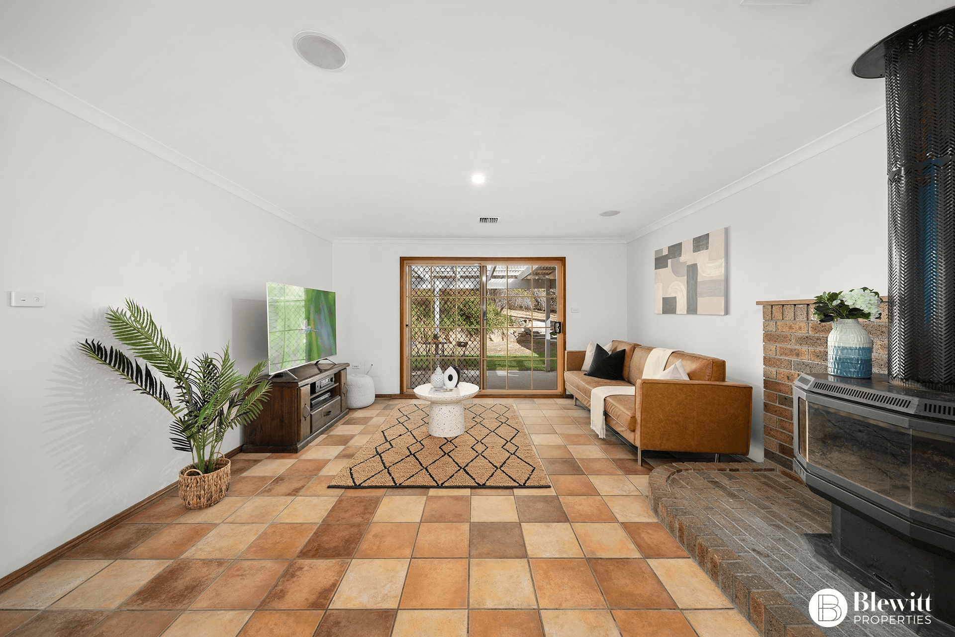 114 Royalla Drive, Royalla, NSW 2620