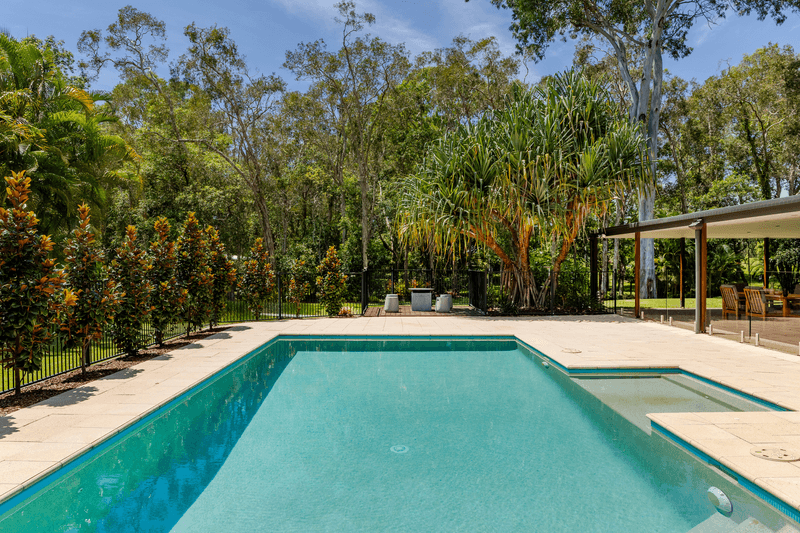 11 Lake View Court, Weyba Downs, QLD 4562