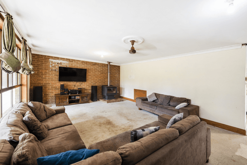 72 Hillview Drive, Waterview Heights, NSW 2460