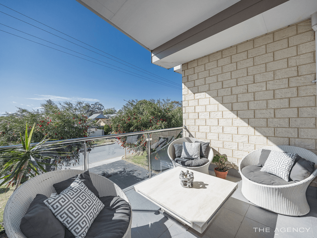 5/11 Stanbury Crescent, Morley, WA 6062