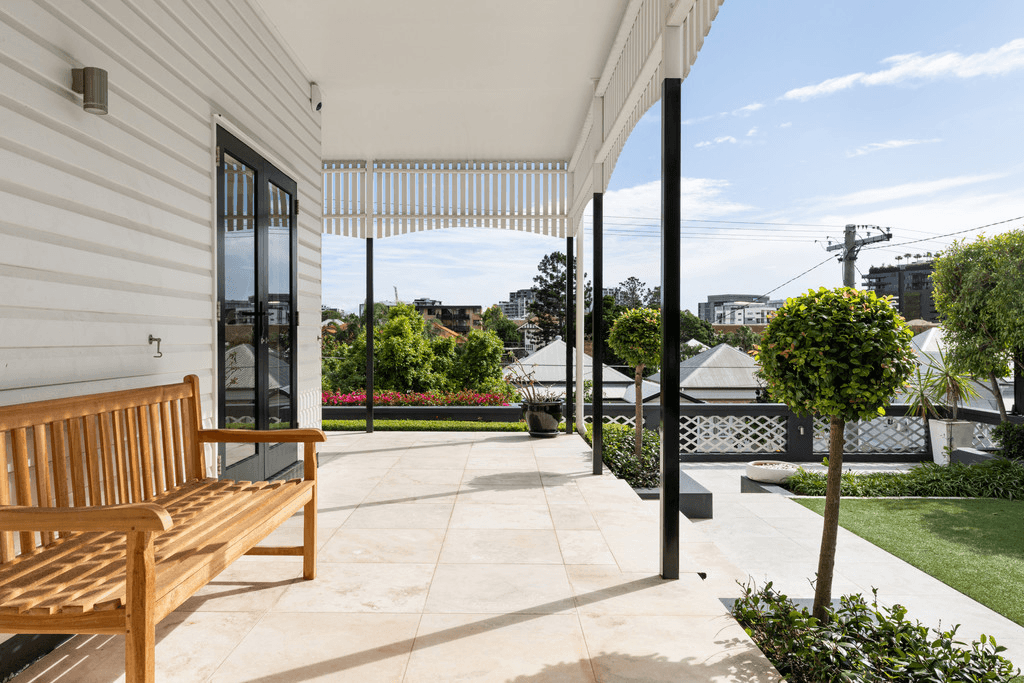 22  Davidson Terrace, TENERIFFE, QLD 4005