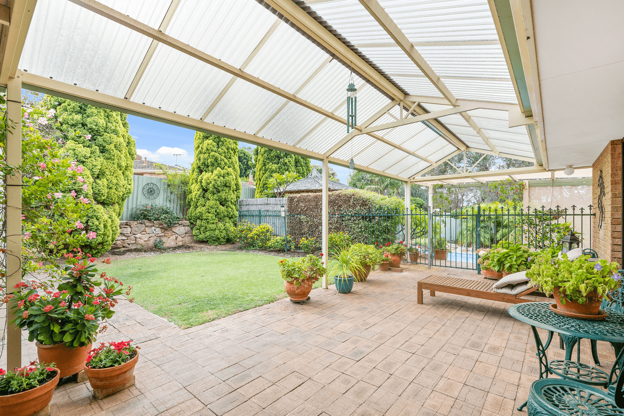 4 Whistler Close, EDGEWATER, WA 6027