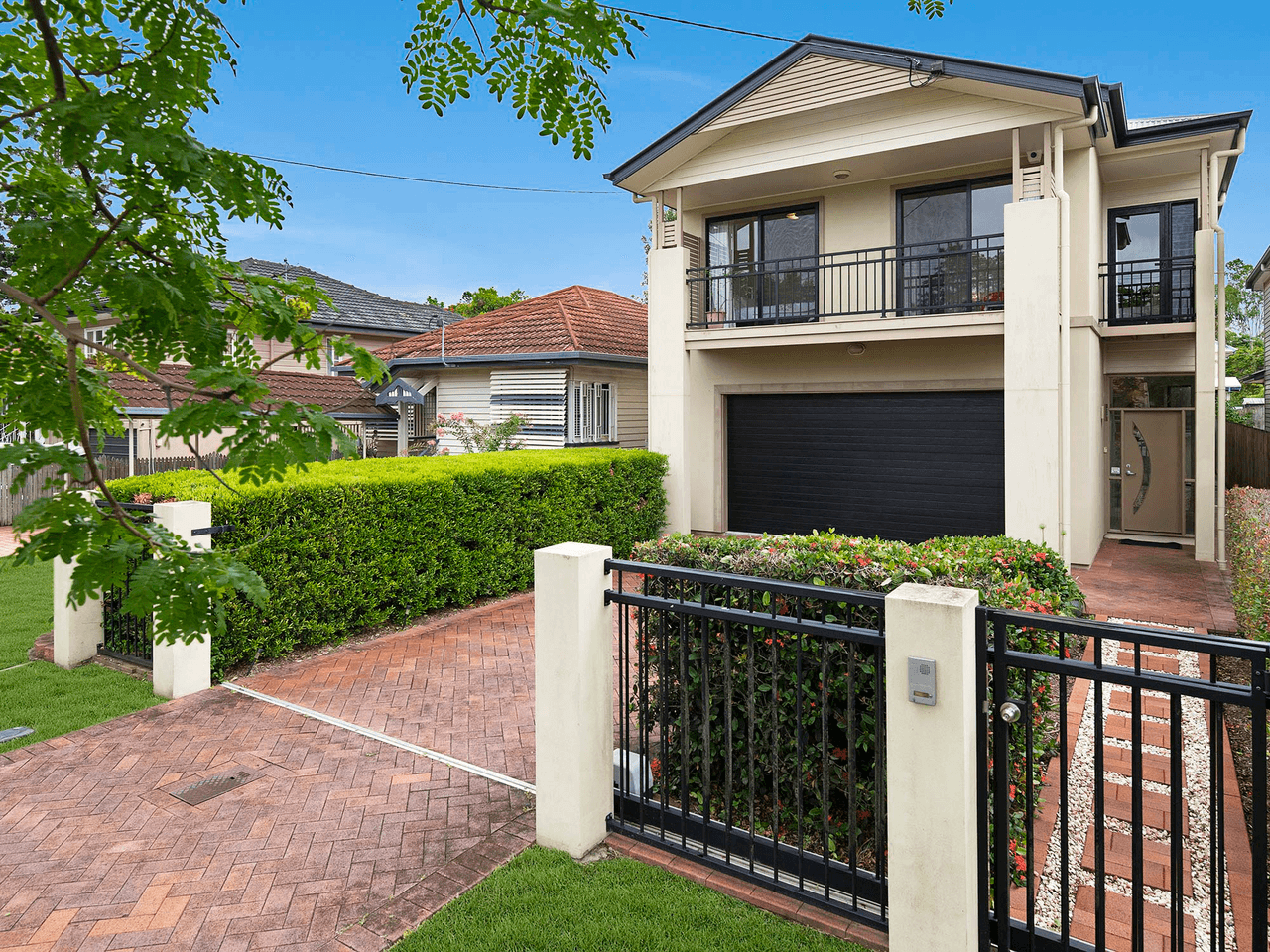 100 Hargreaves Avenue, Chelmer, QLD 4068