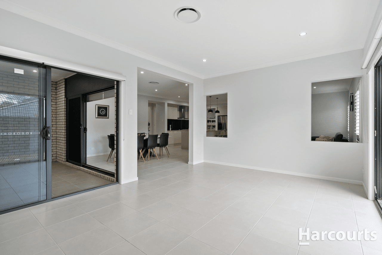 3 Entolasia Close, KARAWATHA, QLD 4117