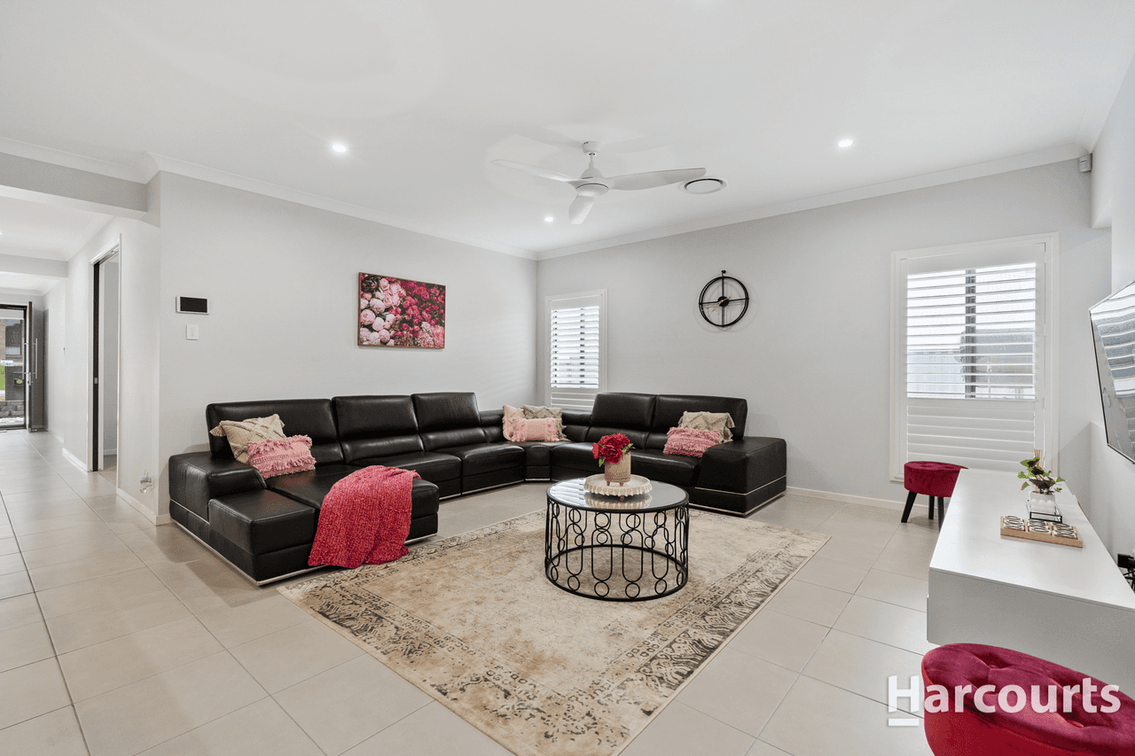 3 Entolasia Close, KARAWATHA, QLD 4117