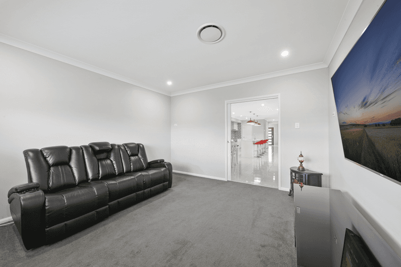 9 St Andrews Close, Heddon Greta, NSW 2321