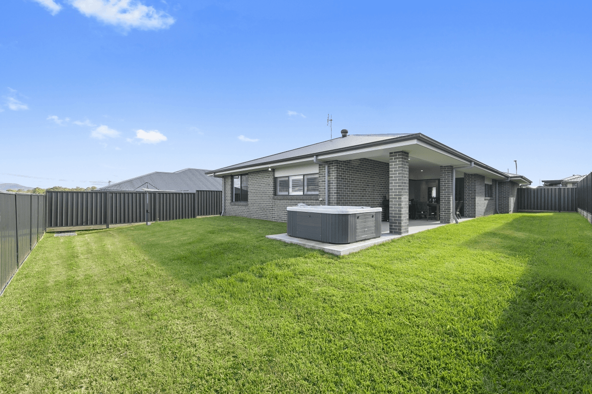 9 St Andrews Close, Heddon Greta, NSW 2321