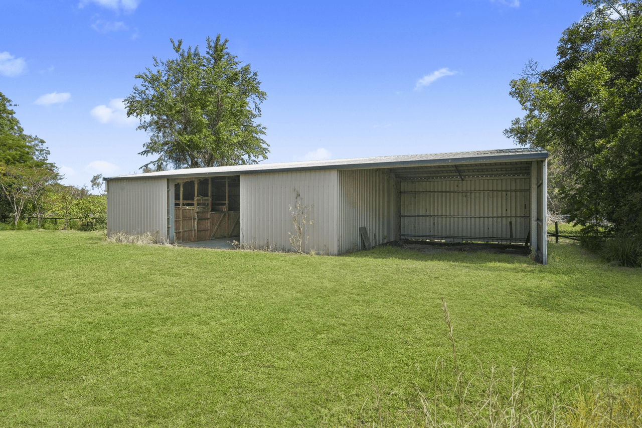 242 Old Toorbul Pt Rd, Caboolture, QLD 4510