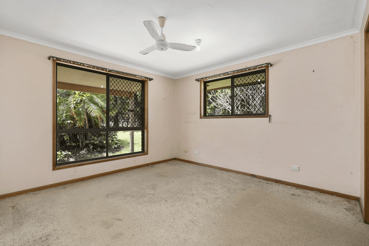 242 Old Toorbul Pt Rd, Caboolture, QLD 4510