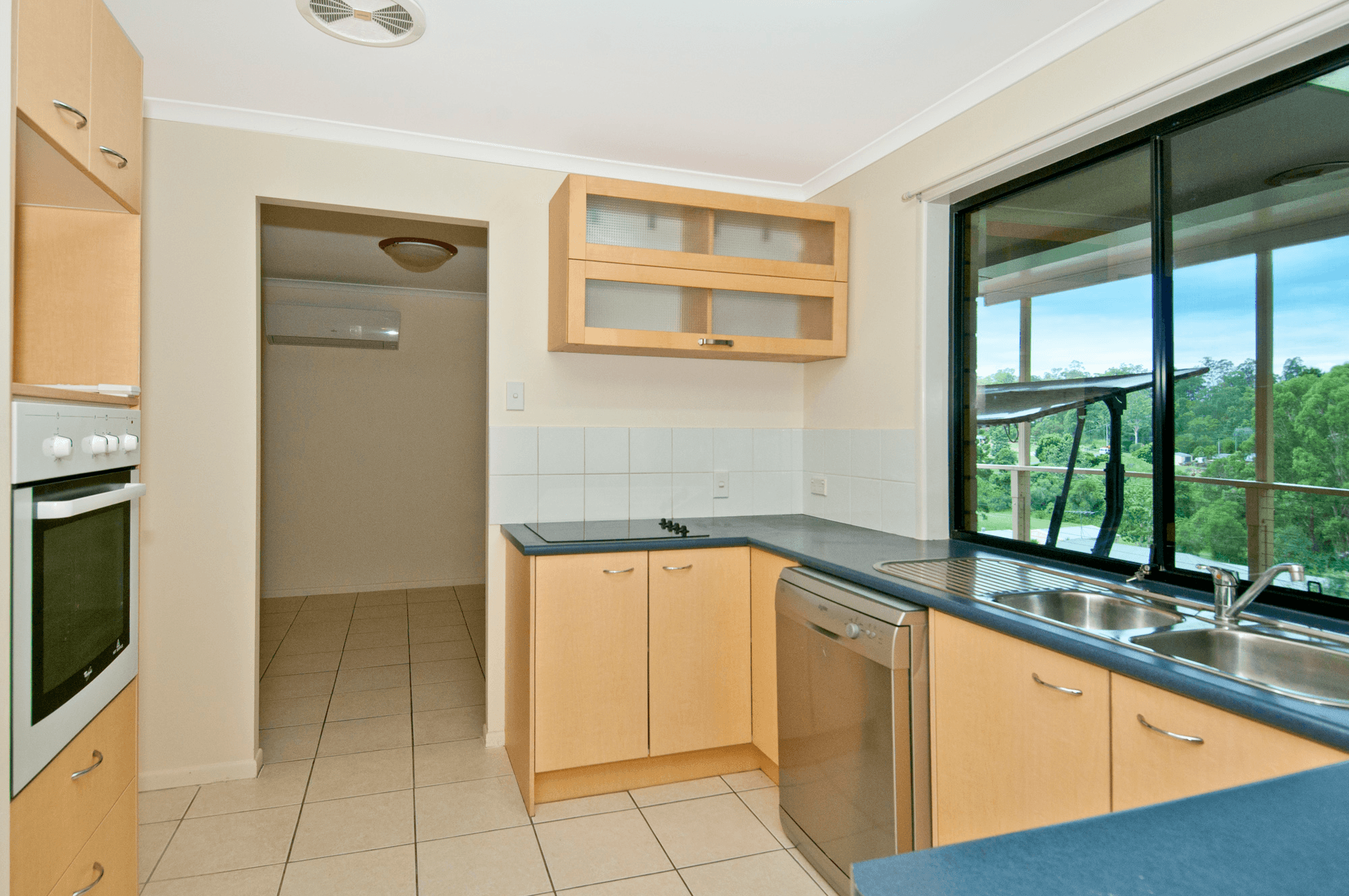 208-210 Bluff Road, CEDAR VALE, QLD 4285