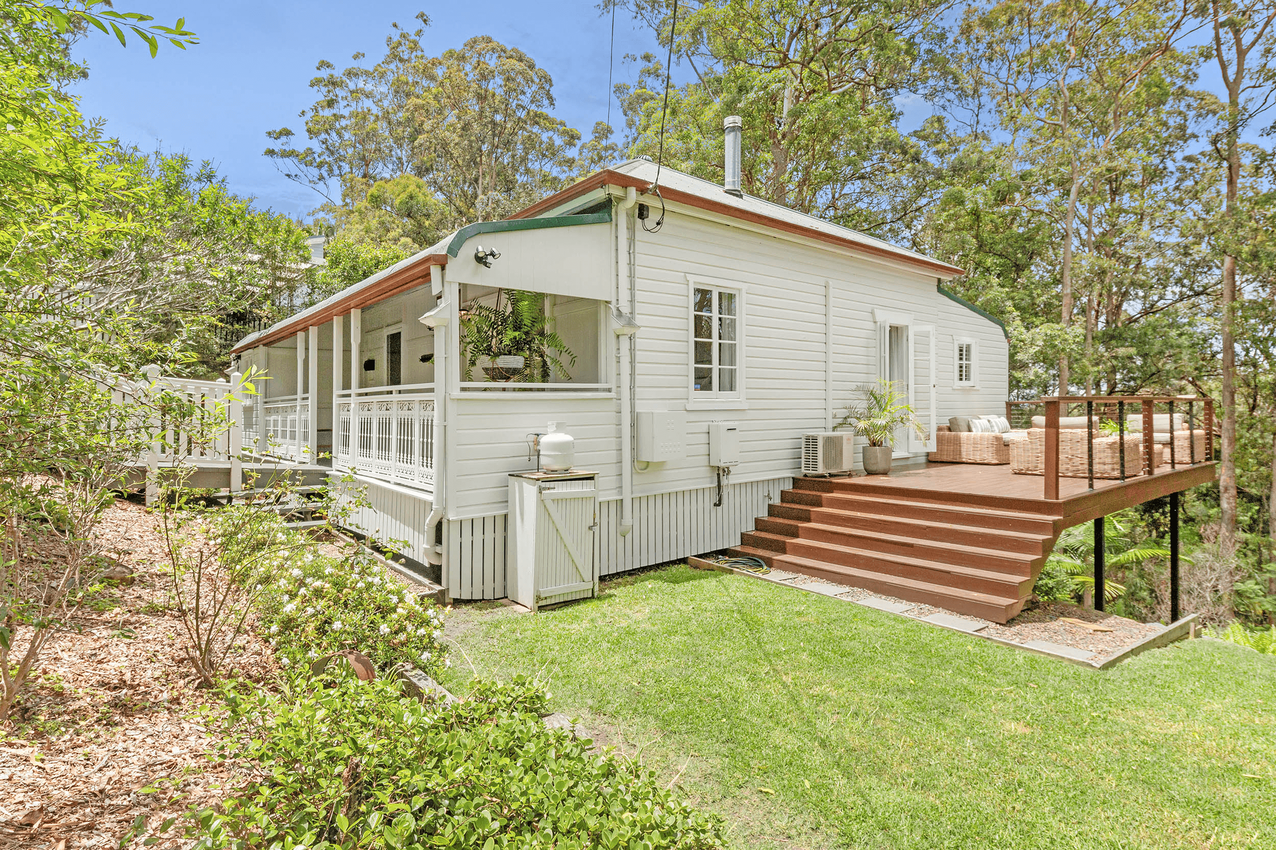 41 Kinabalu Dr, TAMBORINE MOUNTAIN, QLD 4272