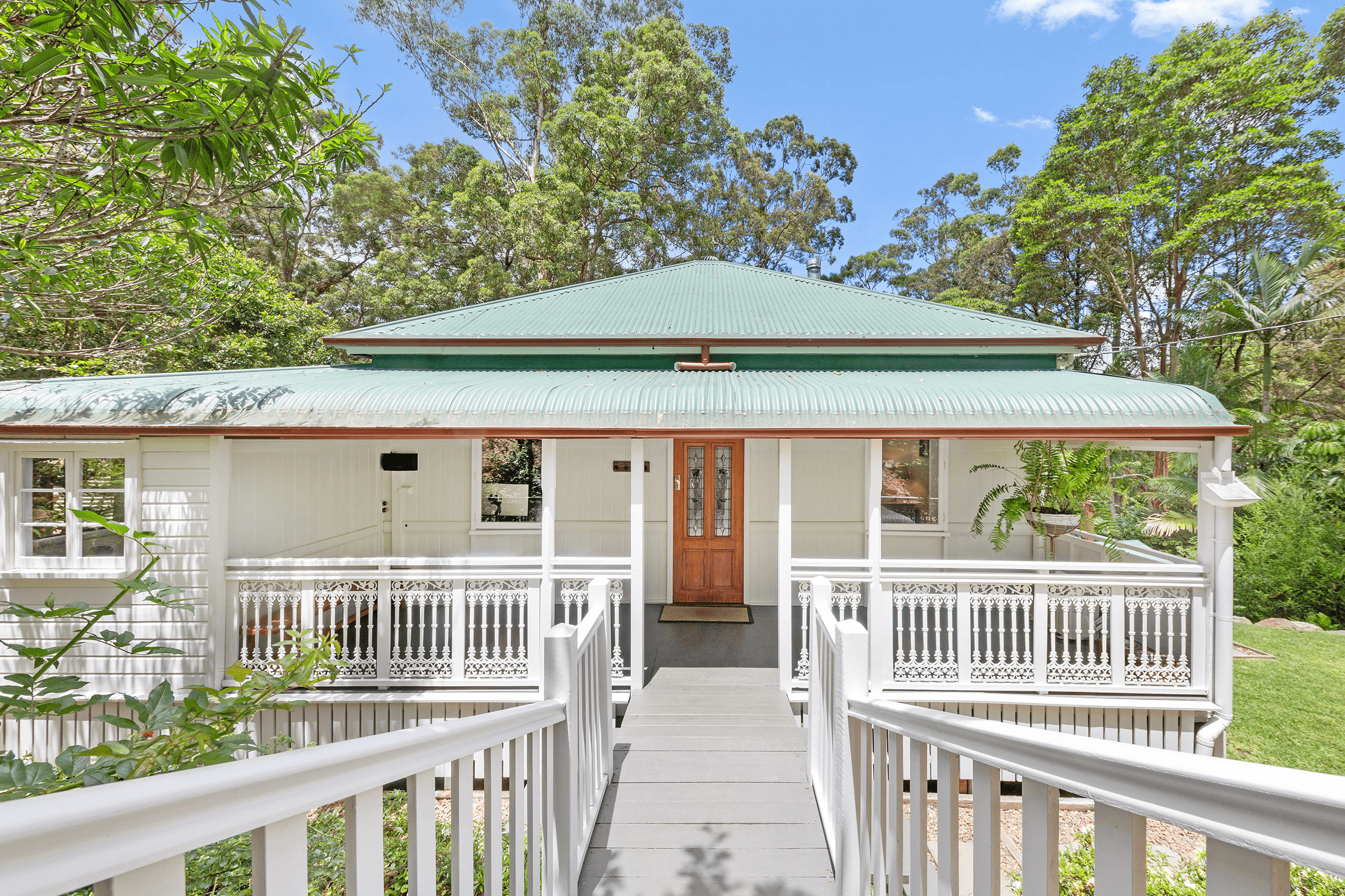 41 Kinabalu Dr, TAMBORINE MOUNTAIN, QLD 4272