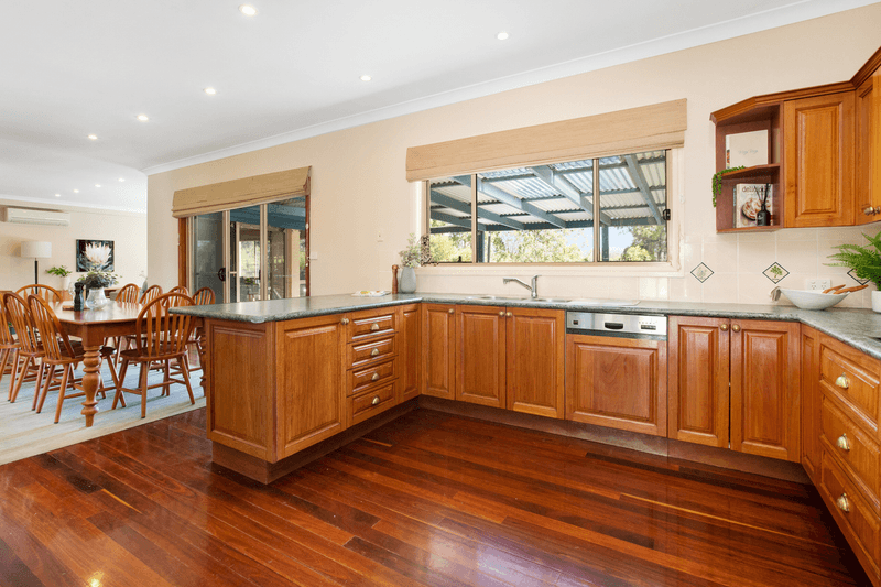 1 Jack James Close, BUTTERWICK, NSW 2321