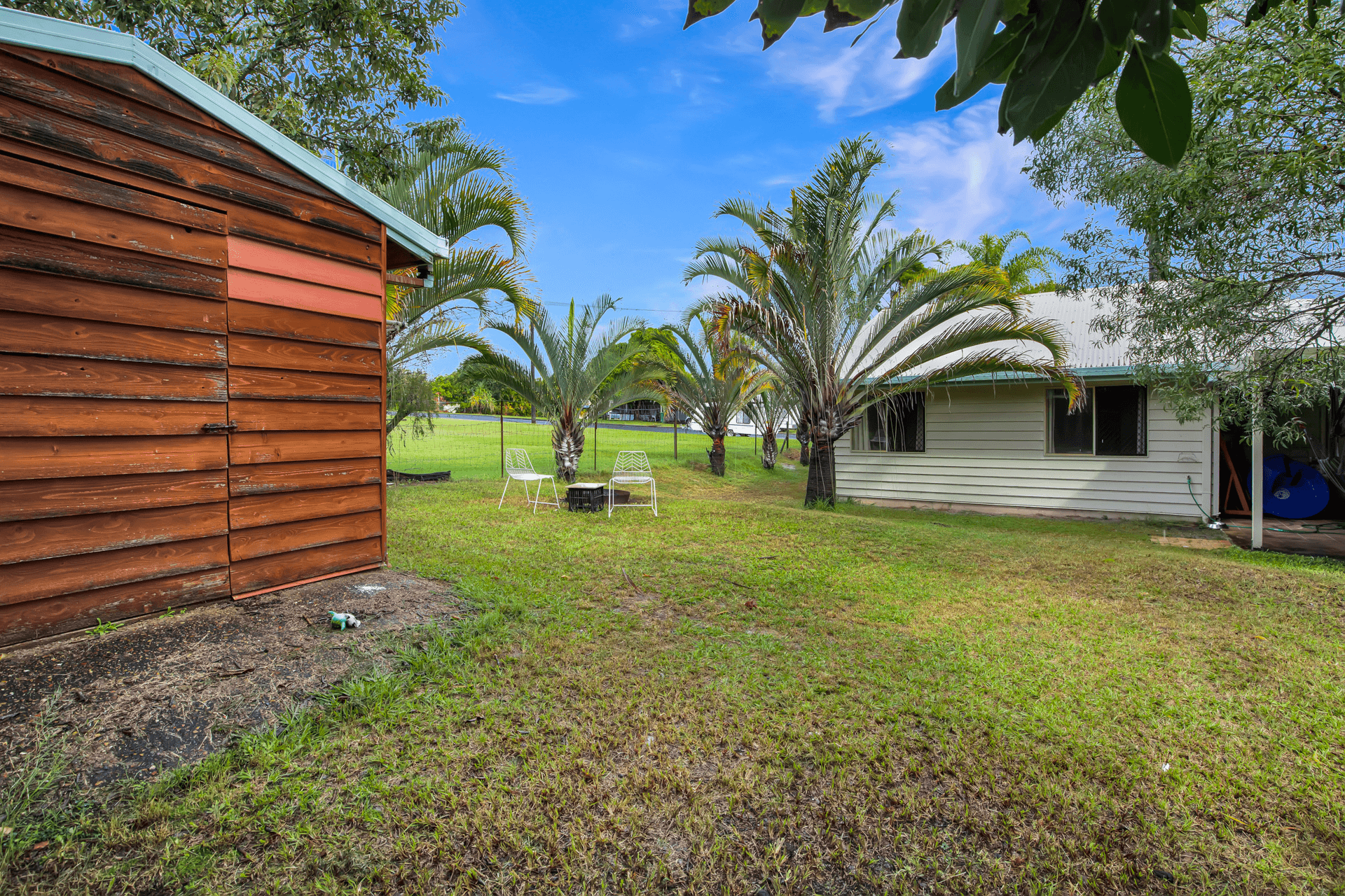 Unit 2/15 Rumbalara Ave, Rainbow Beach, QLD 4581