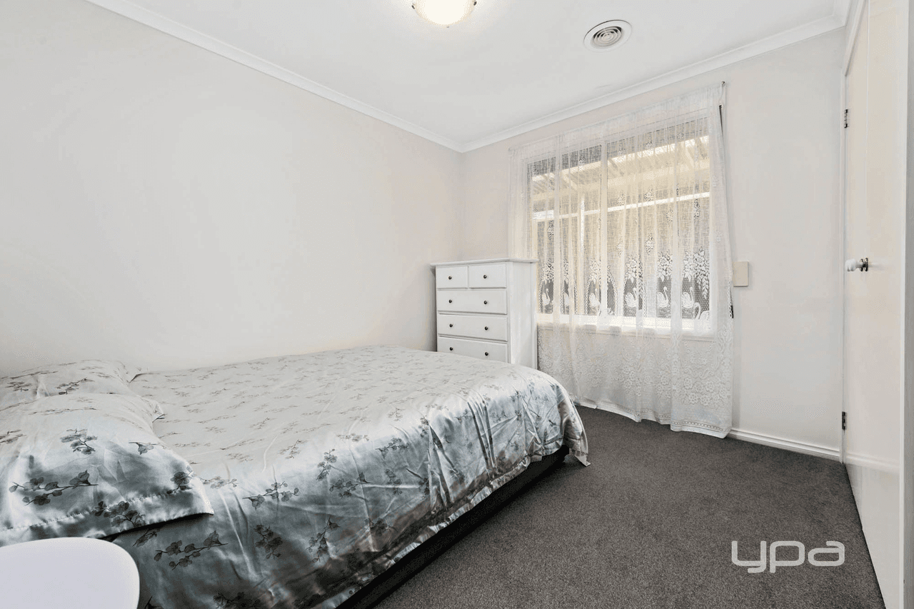 6 Dragon Way, KINGS PARK, VIC 3021