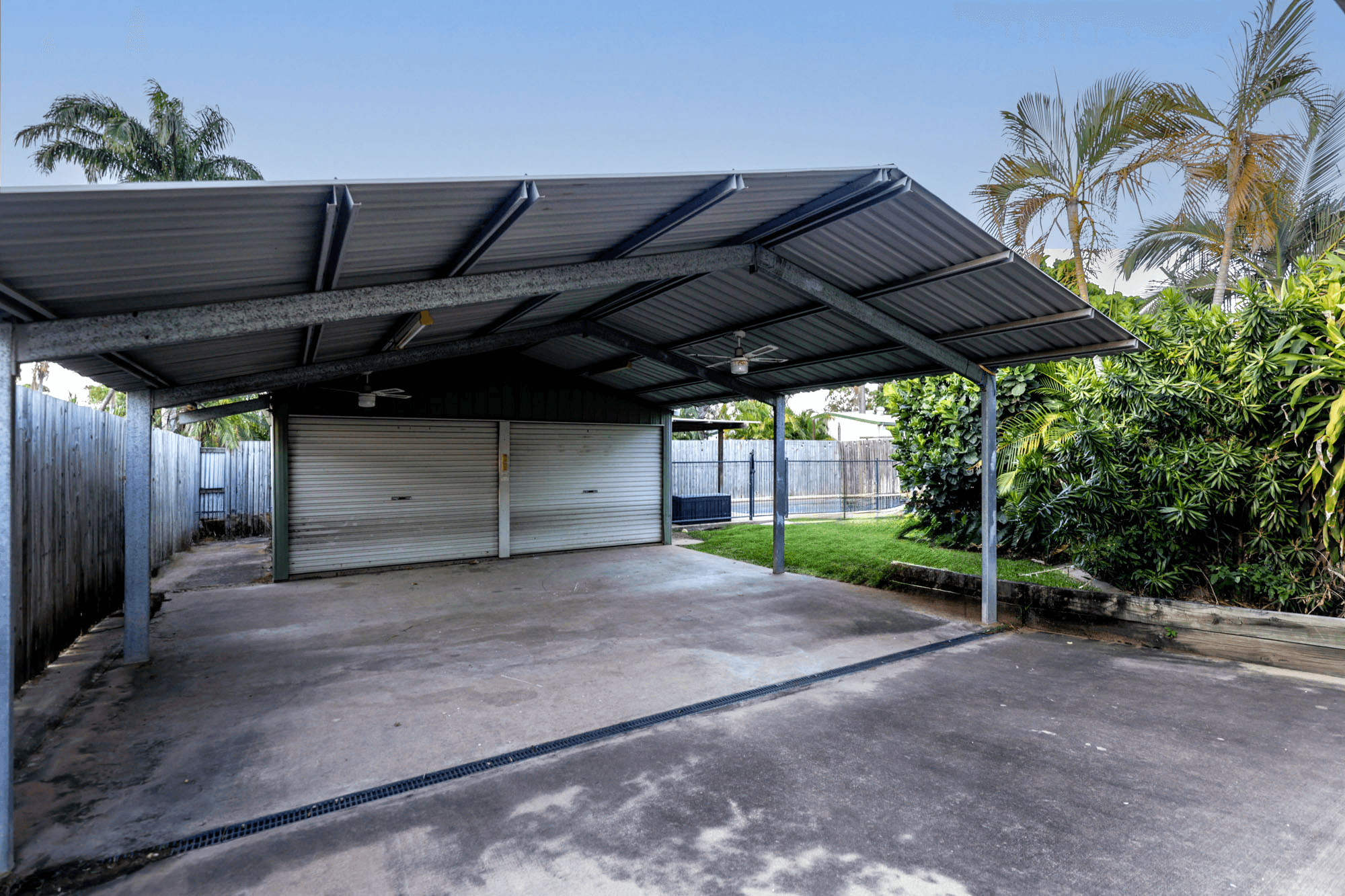 16 Leichhardt Drive, MORANBAH, QLD 4744