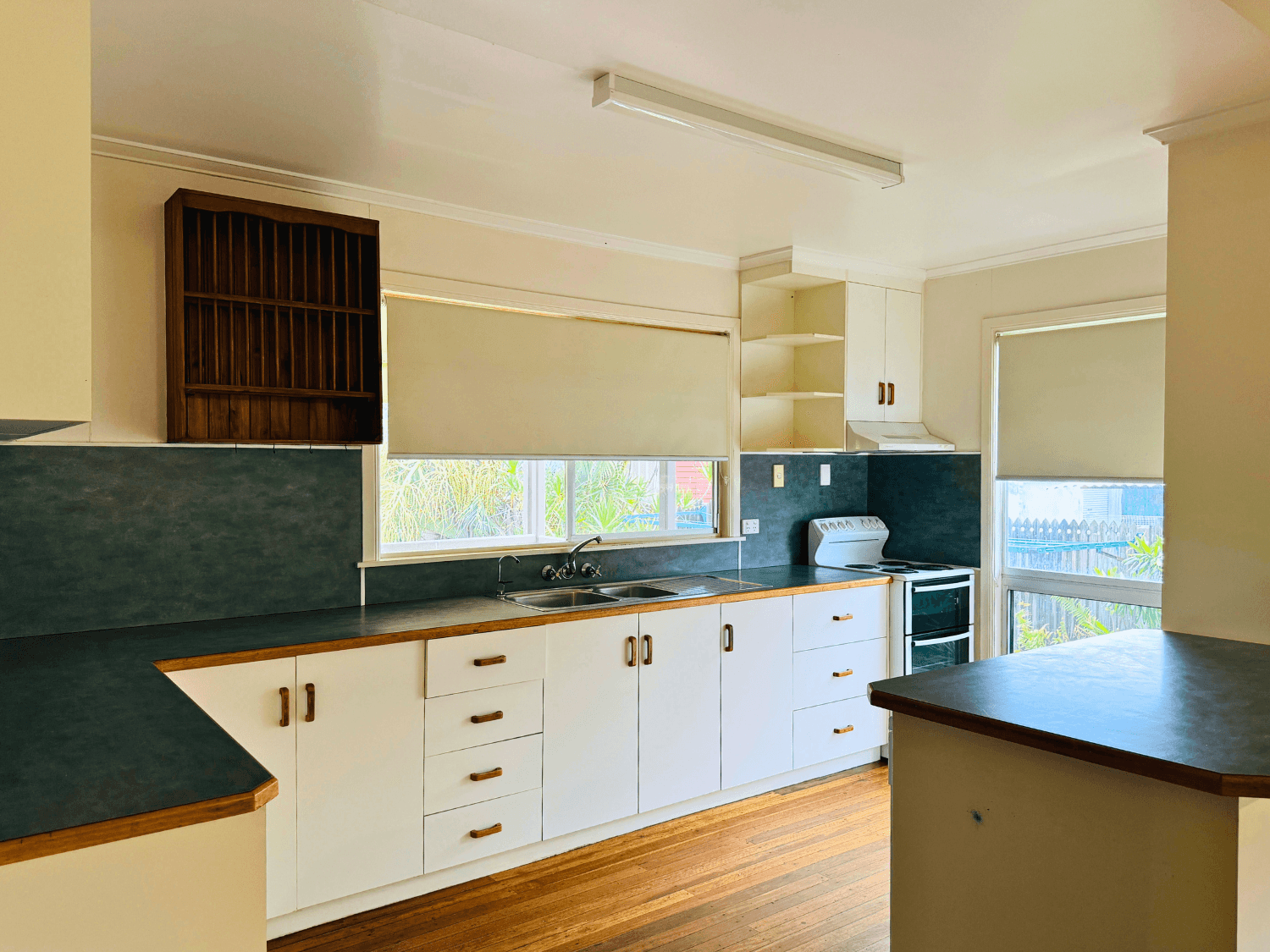 16 Leichhardt Drive, MORANBAH, QLD 4744