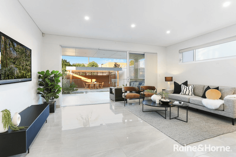 8b Ryrie Road, EARLWOOD, NSW 2206